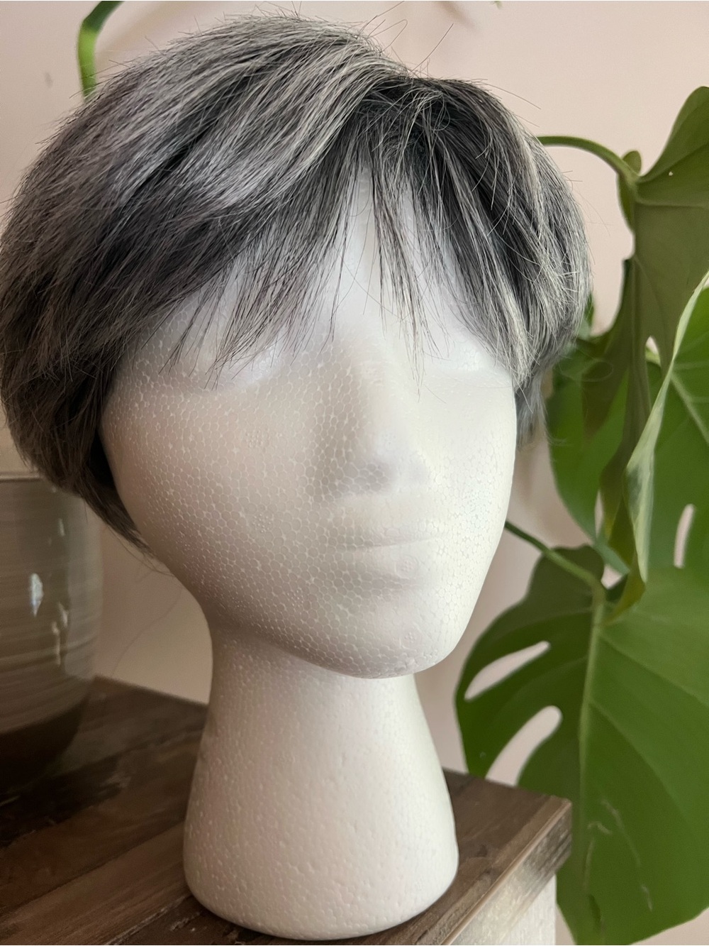 Short Gray Synthetic Pixie Wig - Modern Silver-Gray Hair